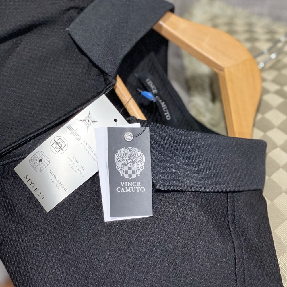 Vince Camuto textured zip polo - Picture 6 of 7